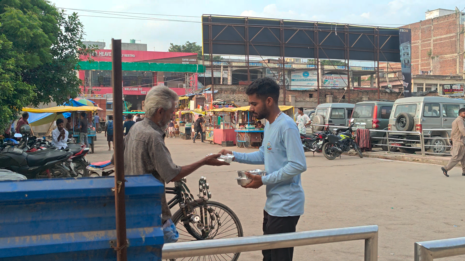Hunger Support & Food Distribution - SEVAA Foundation NGO photo gallery